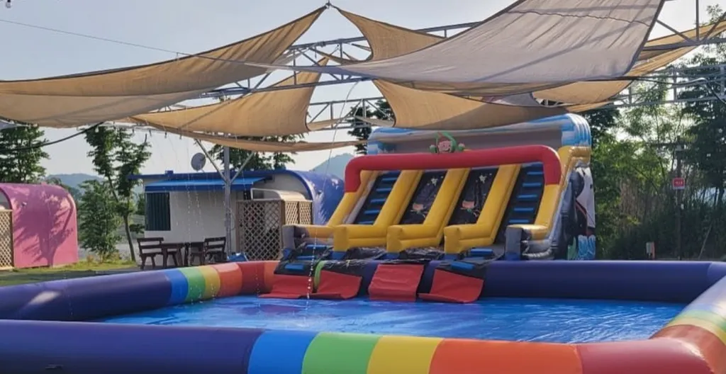 풀장